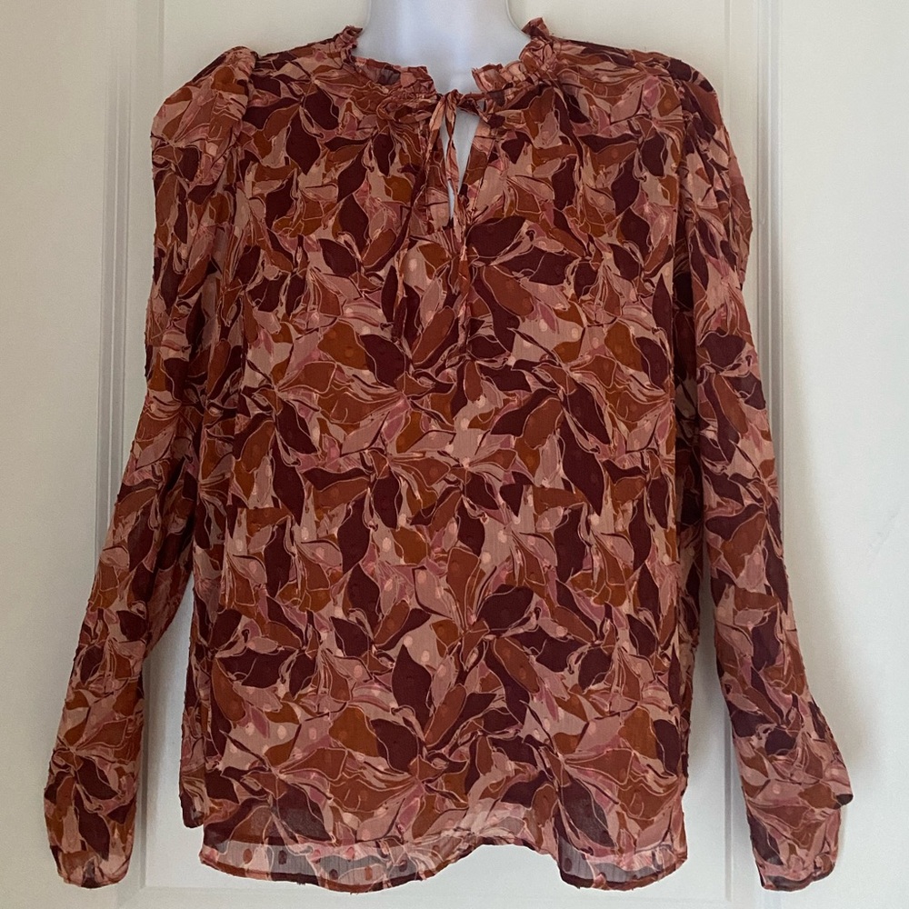 Joie Blouse Long Sleeve Abstract Floral Pattern Ruffled Neckline Feminine Sz M